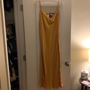 Park & Fifth Kingston Dress size XL Canary Satin